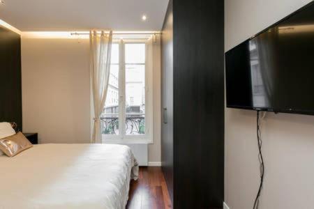 Modernized Studio - Meters From The Invalides Gardens Lejlighed Paris Eksteriør billede